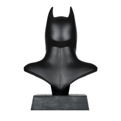 DC Multiverse + DC Direct Batman Cowl Replica Series: Batman Begins (2005) Aksiyon Helmeti