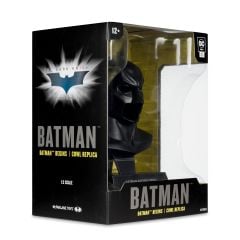 DC Multiverse + DC Direct Batman Cowl Replica Series: Batman Begins (2005) Aksiyon Helmeti