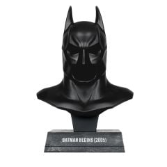 DC Multiverse + DC Direct Batman Cowl Replica Series: Batman Begins (2005) Aksiyon Helmeti