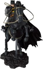 MAFEX No.205 The Dark Knight Returns Series: Batman & Horse Aksiyon Figür