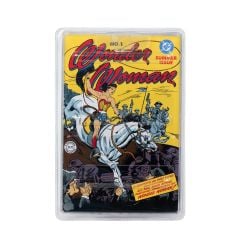 DC Multiverse + DC Direct Page Punchers Series: Wonder Woman Aksiyon Figür